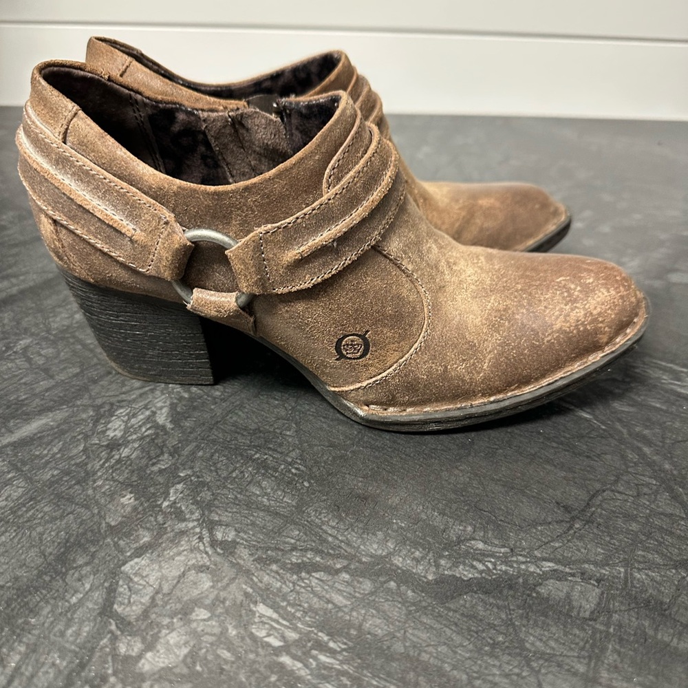 Born Leather Brown Ankle Boots